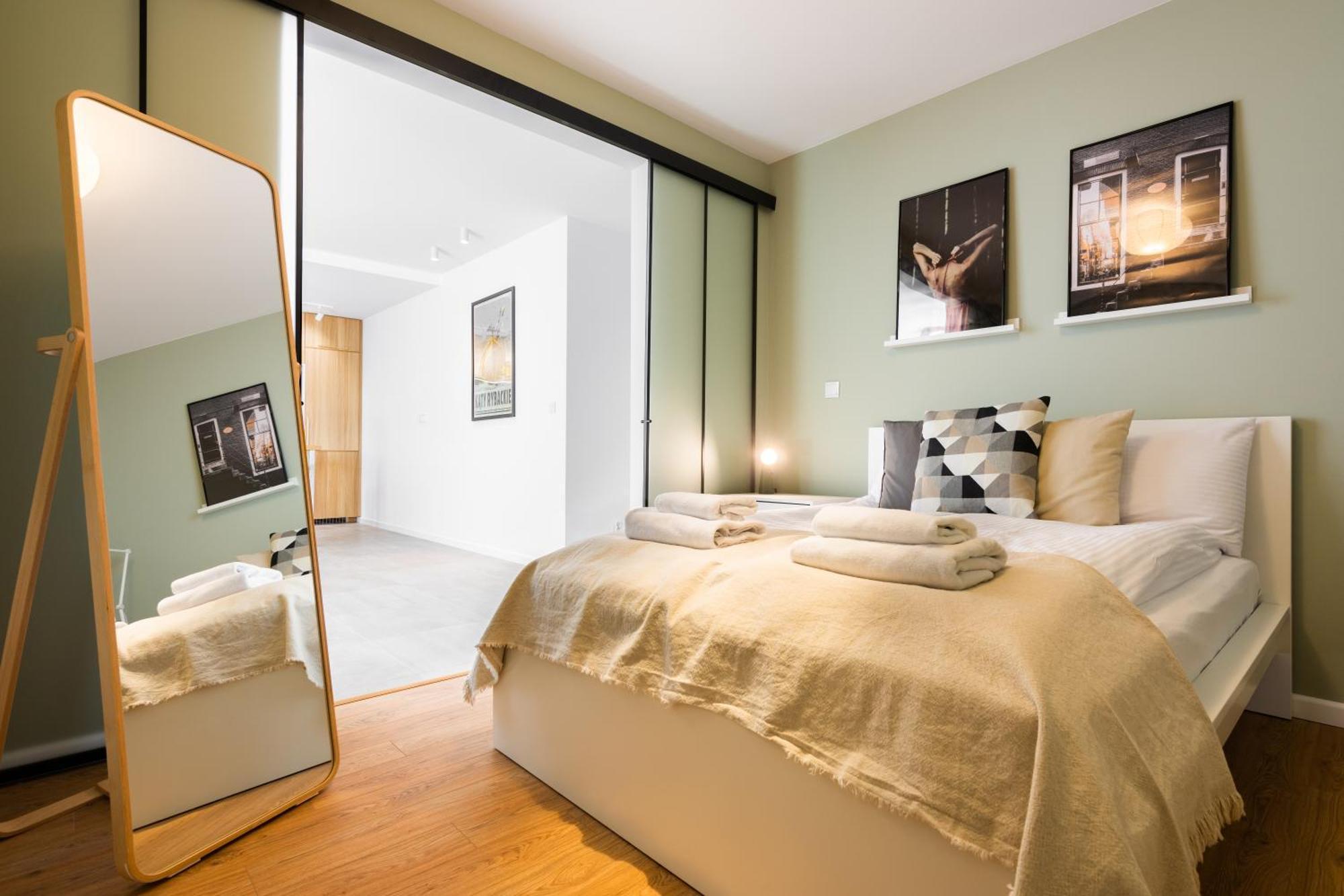Przestronny Vermelo Parking Apartment
